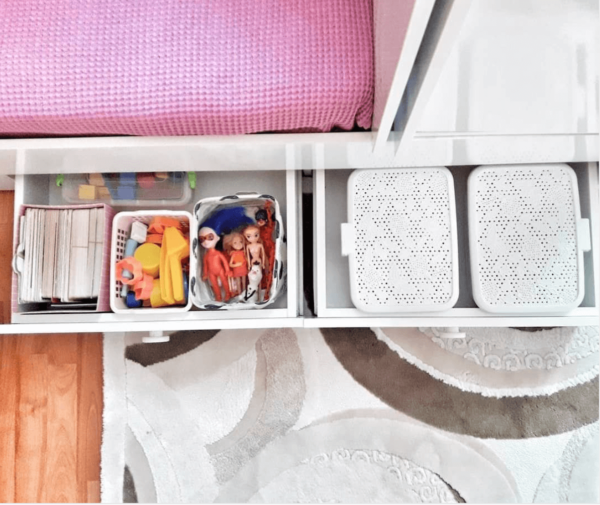 10 Decluttering Tips From Tidying Up With Marie Kondo 2 10 Decluttering Tips From Tidying Up With Marie Kondo 2 10 Decluttering Tips From Tidying Up With Marie Kondo
