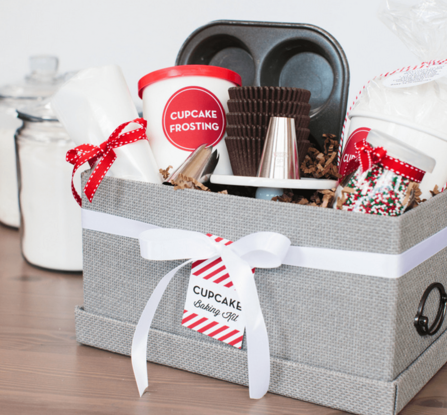 30 Best DIY Christmas Gift Baskets Ideas For Mom 15 Christmas gift baskets for mom