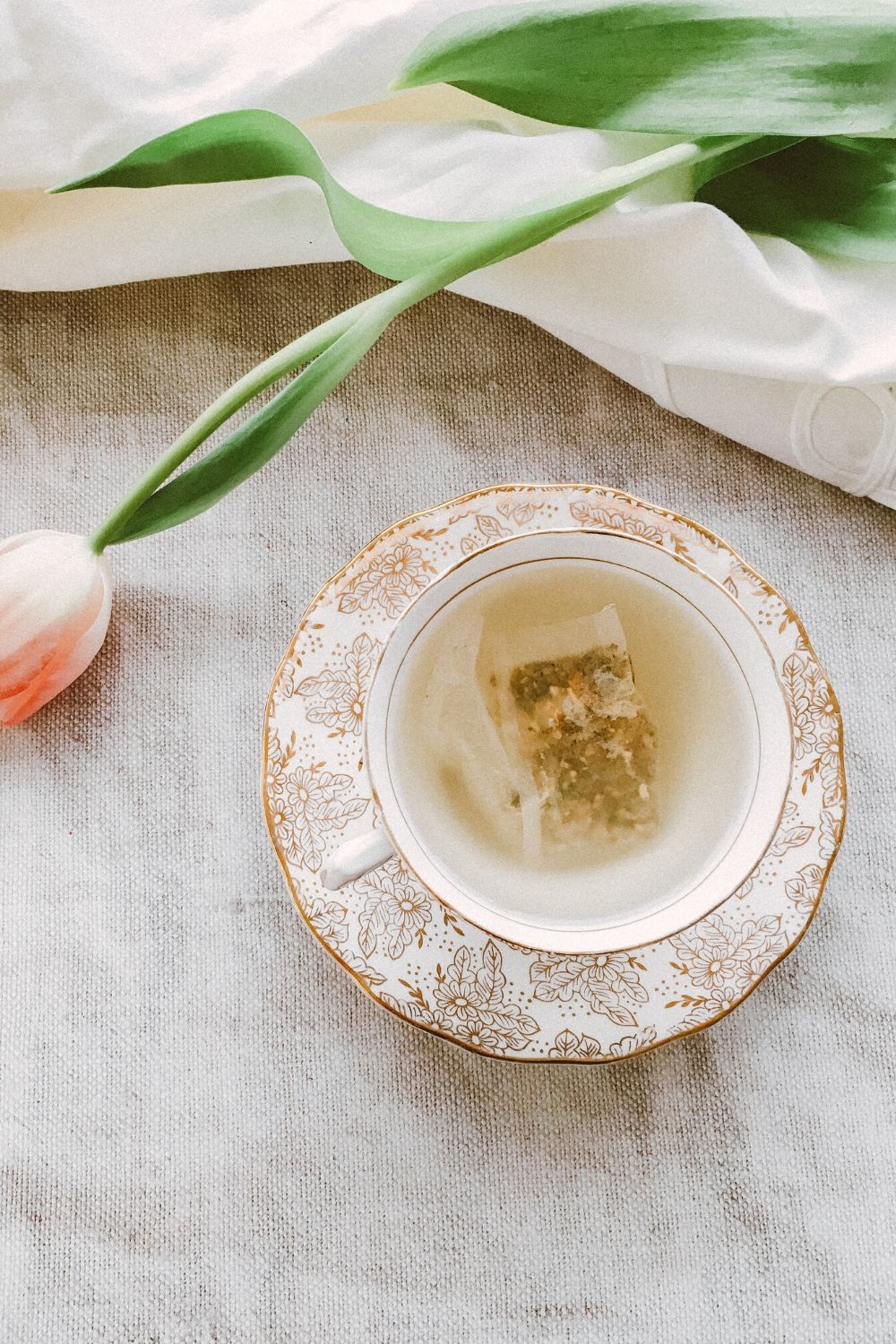 A green tea cold compress may help soothe and lessen the appearance of pimples