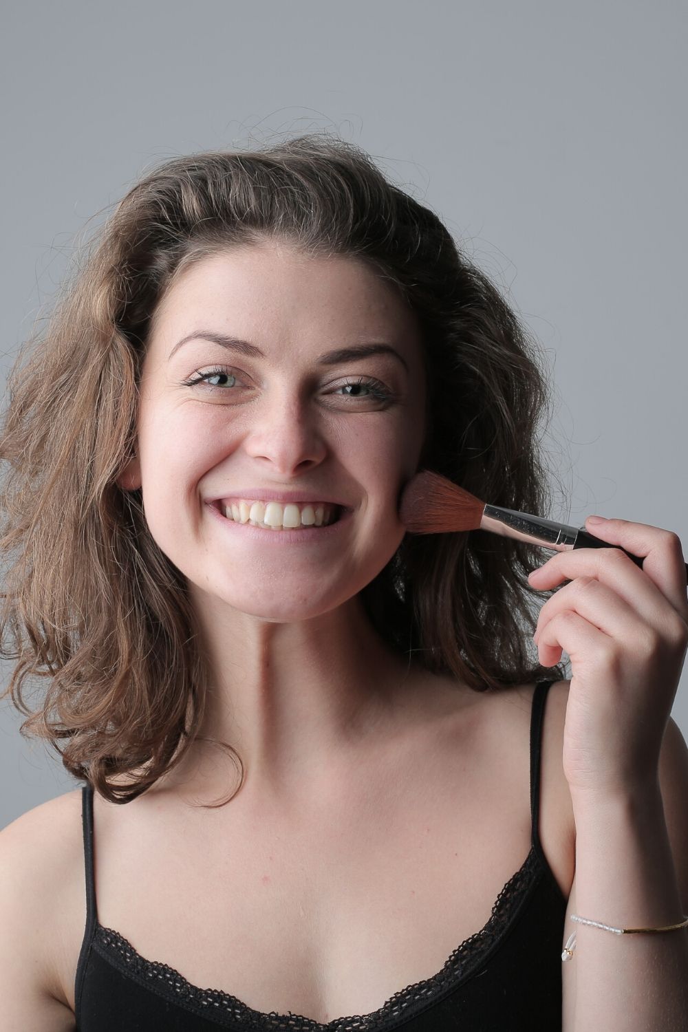 How to Get Rid of Pimple Redness 7 use makeup to cover pimple redness
