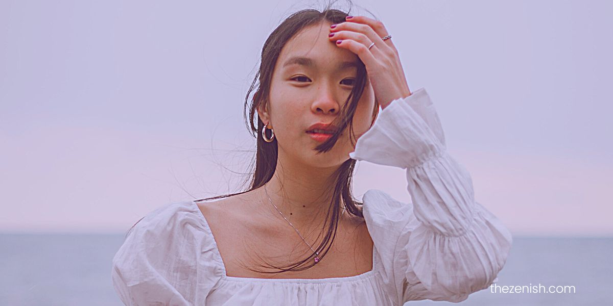 Pimples on temples meaning: what causes acne on your temples? 1 Pimples on temples meaning