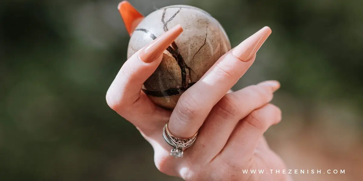 8 Ways to Wear Barely-There Nude Beige Nails All Year Round 1 8 Ways to Wear Barely-There Nude Beige Nails All Year Round 1 8 Ways to Wear Barely-There Nude Beige Nails All Year Round