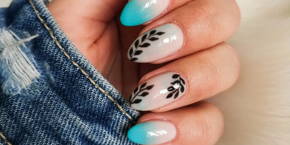 20+ Gorgeous French Tip Nail Ideas for Your Next Mani 2 20+ Gorgeous French Tip Nail Ideas for Your Next Mani 2 20+ Gorgeous French Tip Nail Ideas for Your Next Mani