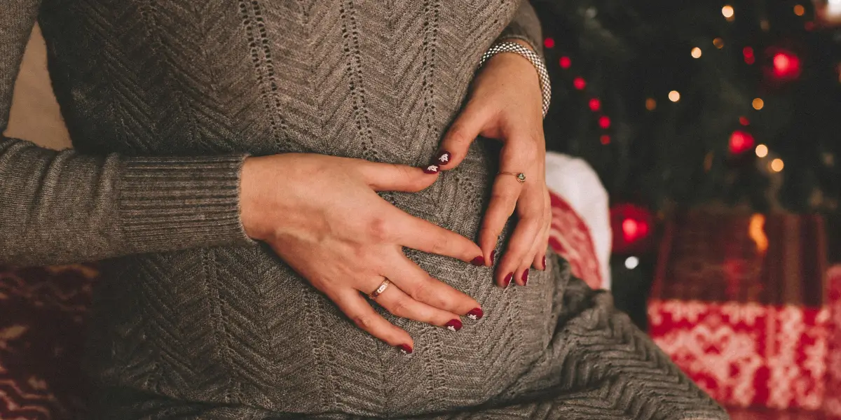 15 Thoughtful Christmas Gifts for Expecting Moms (She’ll Absolutely Love) 2 15 Thoughtful Christmas Gifts for Expecting Moms (She’ll Absolutely Love) 2 15 Thoughtful Christmas Gifts for Expecting Moms (She’ll Absolutely Love)